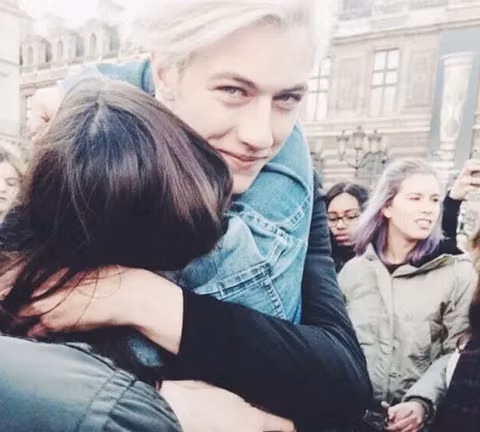 Dai gia 16 tuoi kiem tien nhu nuoc nho sat gai