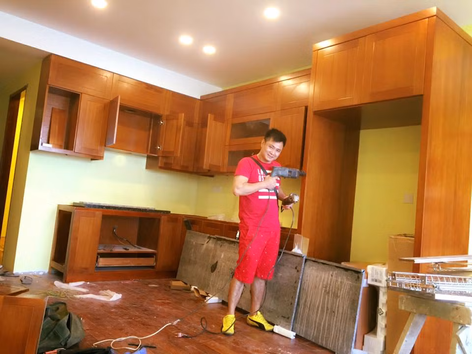 Đầu tháng 8 vừa rồi, danh hài Tự Long cũng khoe ảnh đang hoàn thiện căn nhà mới để đón con đầu lòng cùng bà xã Minh Nguyệt.