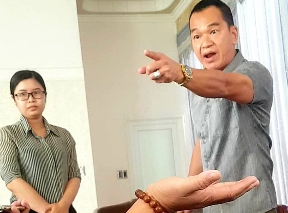 Dai gia banh pia Tan Hue Vien de doa nha bao la nguoi the nao?-Hinh-3