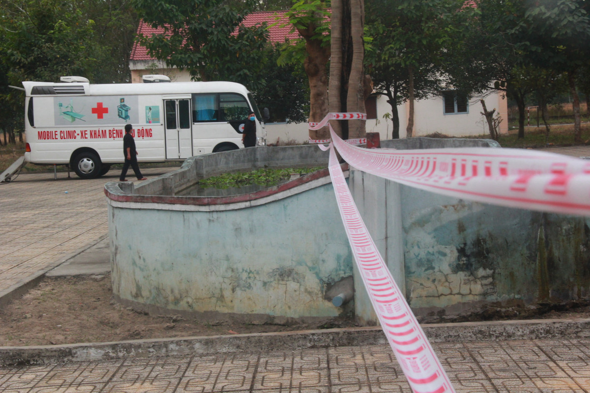 Xe cấp cứu luôn có mặt tại khu vực này.