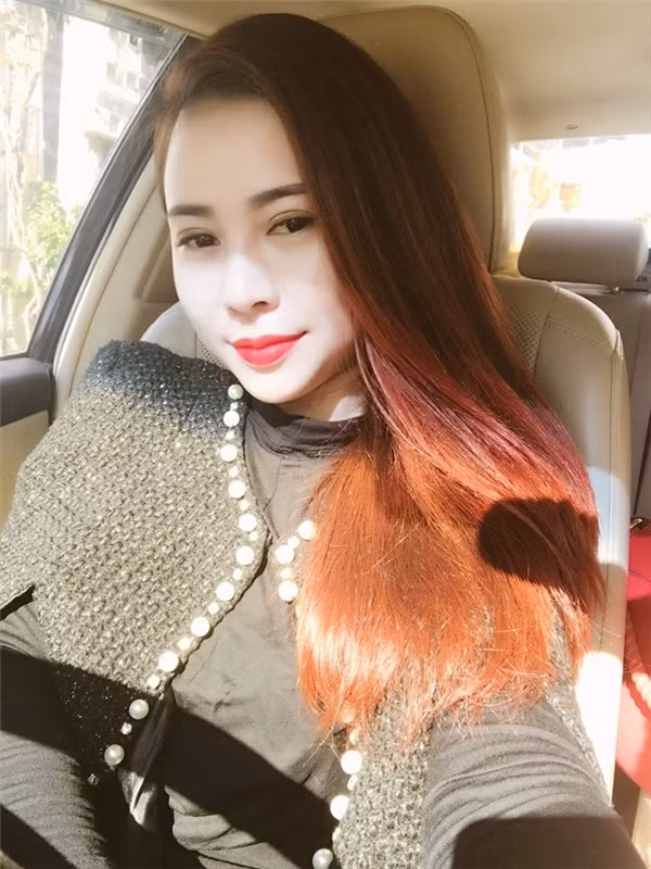 Sau khi vay vốn, cô nàng đã đem bí quyết chăm sóc sức khỏe cho phụ nữ trung niên về đông y mà mình đã học hỏi và tích lũy kinh nghiệm được để “làm giàu”. Ảnh: Thethaovanhoa.vn.