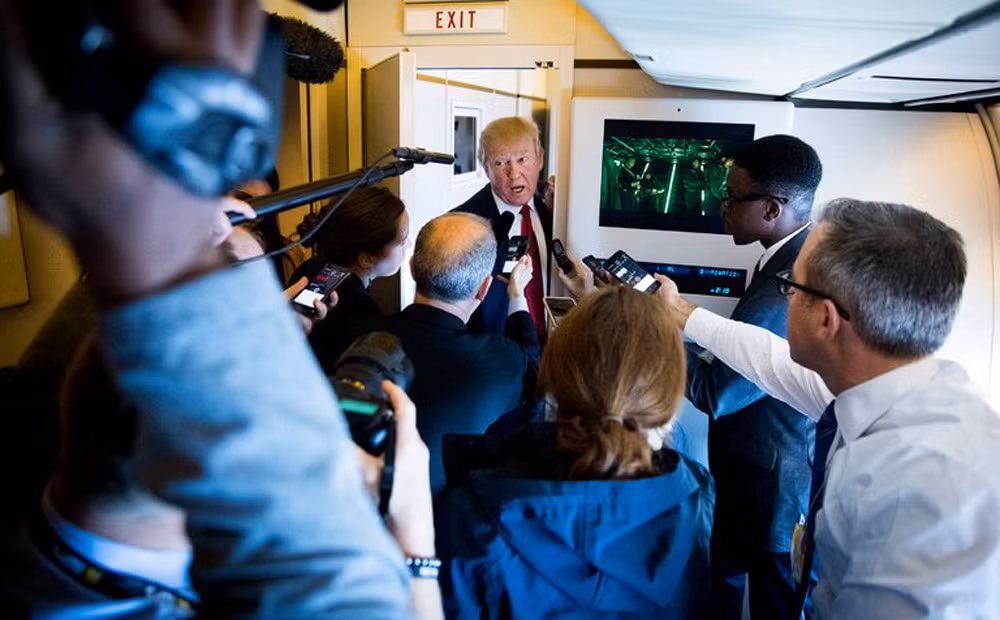 Doan bao chi hung hau thap tung Tong thong My cong du-Hinh-3