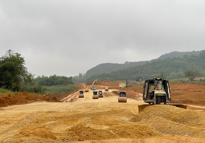 Cong ty xay dung Minh Tuan bi thanh tra nhung hang muc gi?