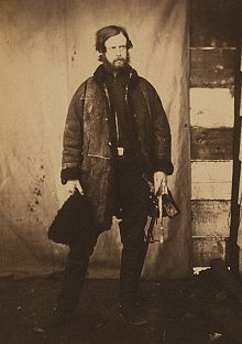 Các nghiên cứu sau nhiều năm của bà Magaret Mathiland, người phụ trách chính về Địa Trung Hải cổ đại của Bảo tàng quốc gia Scotland (Anh), cùng các cộng sự đã xác định Alexander Leslie-Melville, thừa kế nhà Melville, là người có thể đã mang báu vật từ Ai Cập sau chuyến du lịch vào năm 1856.