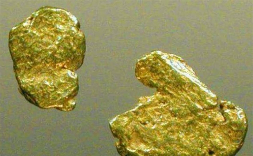 Tuy nhiên, chuyên gia thẩm định giá đã đến và phát hiện rằng số vàng này là một cổ vật trị giá hàng ngàn tỷ đồng.