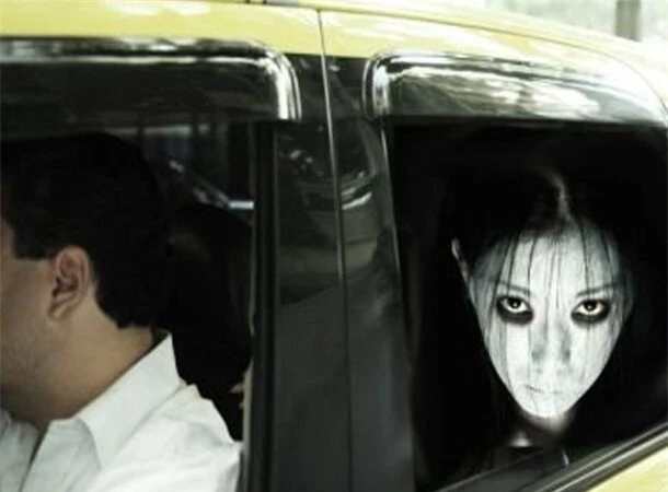 6. Bóng ma sóng thần ở Nhật Bản: Vùng Tohoku ở Nhật Bản trải qua thảm họa kinh hoàng sau trận động đất năm 2011. Có nhiều câu chuyện về những bóng ma lang thang và các trải nghiệm siêu nhiên đáng sợ.