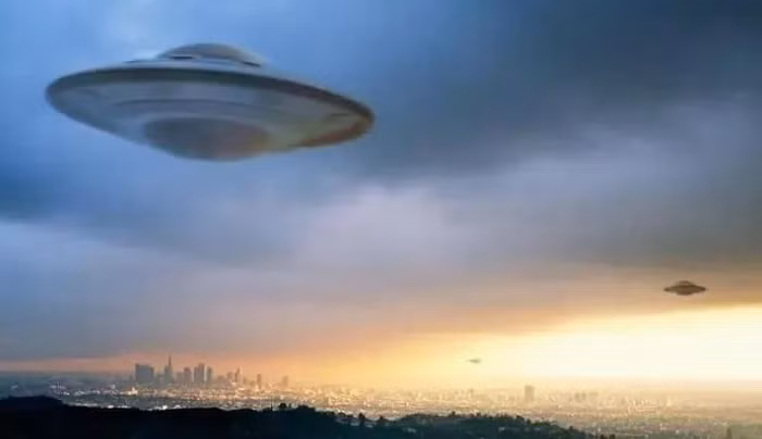 Tin đồn về sự tồn tại của sinh vật ngoài hành tinh ngay lập tức xuất hiện.