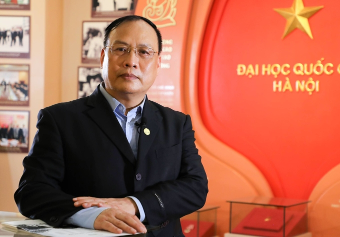 1. GS.TSKH Nguyễn Đình Đức: Chủ tịch Hội đồng trường Đại học Công nghệ, Đại học Quốc gia Hà Nội, là nhà khoa học hàng đầu trong lĩnh vực Cơ học và vật liệu composite.