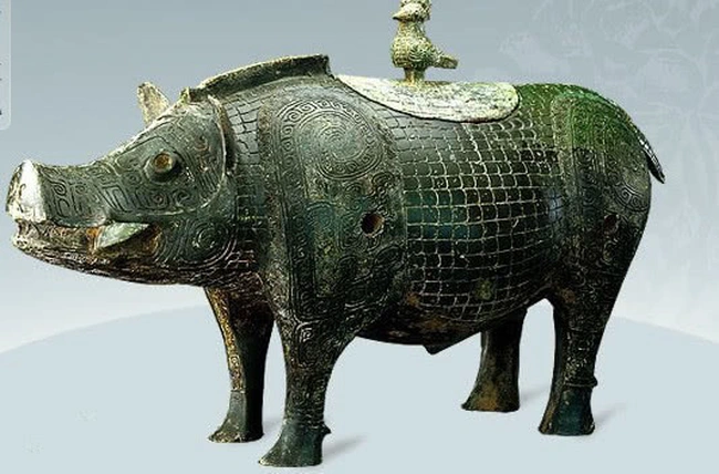 Doanh nhân muốn mua lại nó và đề nghị trả toàn bộ chi phí xây nhà mới của gia đình ông Chu. Tuy nhiên, ông Chu và con trai từ chối bán và báo cáo vụ việc cho chính quyền.