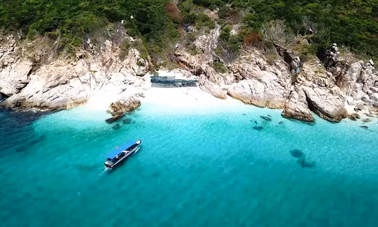 Kham pha ve dep hoang so cua dao Binh Hung-Hinh-2