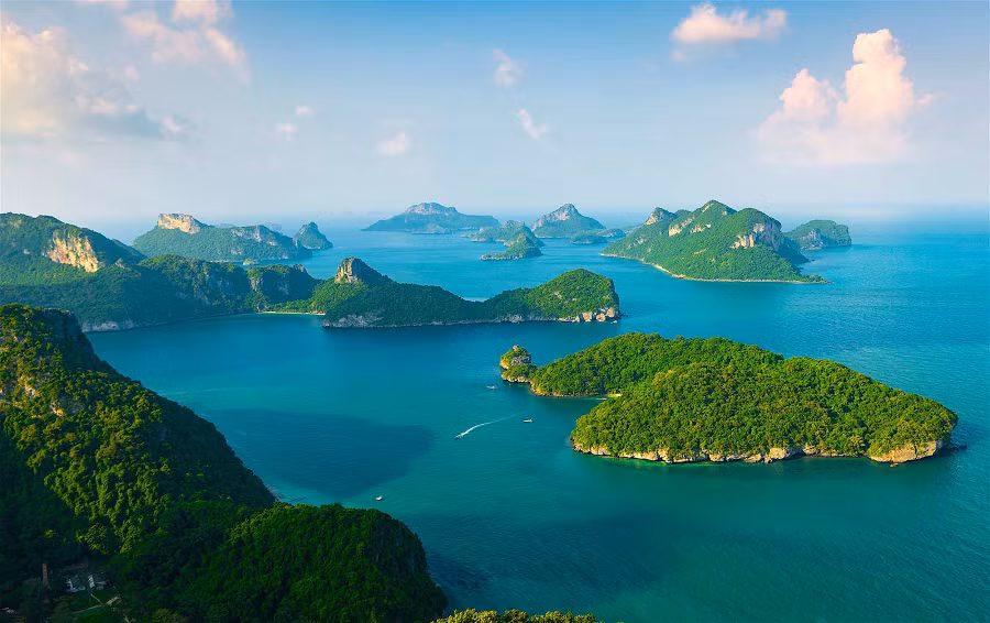 Hiện tượng đặc biệt này khiến giới chuyên gia ngạc nhiên và đầy tò mò. Tuy nhiên, cho đến nay, bí ẩn của hòn đảo đặc biệt này vẫn chưa được giải mã.