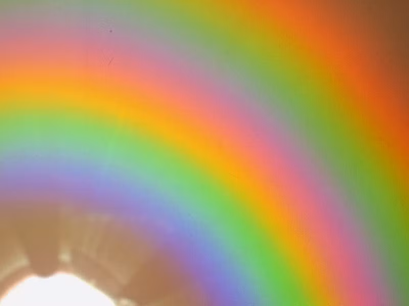 Bước sang ngày thứ 7, thi thể nhà sư Khenpo Achö chuyển hóa thành ánh sáng cầu vồng rồi biến mất. Khi ấy, người ta chỉ còn nhìn thấy tóc và móng tay của nhà sư Khenpo Achö còn sót lại.