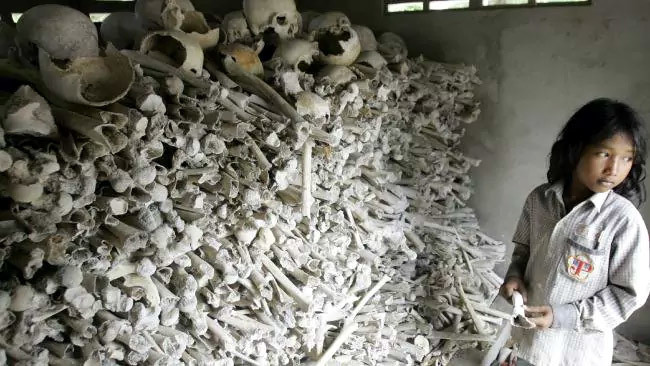 Đây là thi hài còn sót lại của những nạn nhân chế độ diệt chủng Pol Pot ở tỉnh Kandal.