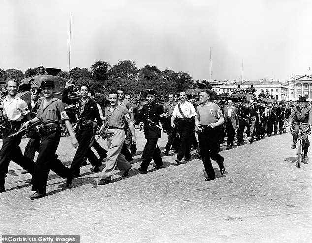 Những cuộc tấn công như trên luôn tiềm ẩn rủi ro cao. Ông Johh kể rằng có 3 lính kháng chiến Pháp bị lính Đức quốc xã bắt khi thực hiện cuộc phục kích như trên. Hậu quả là những người lính yêu nước của Pháp bị kẻ thù chôn sống.