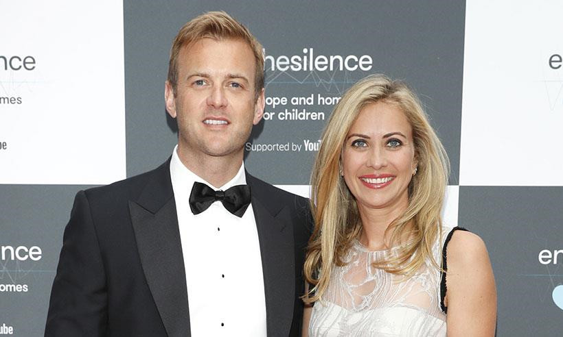 Cô con gái đầu Holly đã tốt nghiệp trường y khoa trước khi trở thành một thành viên tích cực của đội ngũ quản lý tập đoàn Virgin và Virgin Unite - một trong những tổ chức từ thiện mà cô góp mặt. Trải qua đau đớn sau 2 lần sảy thai, cuối cùng cô và chồng Freddie Andrews đã có một cặp song sinh vào cuối năm 2014.