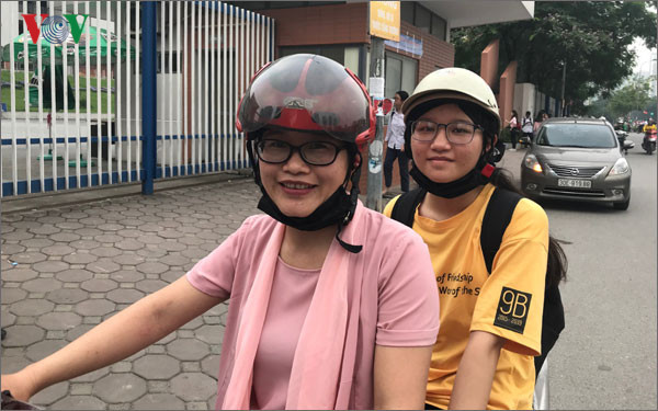 Me thuc den 3h sang trong con on thi vao lop 10 truong chuyen-Hinh-2