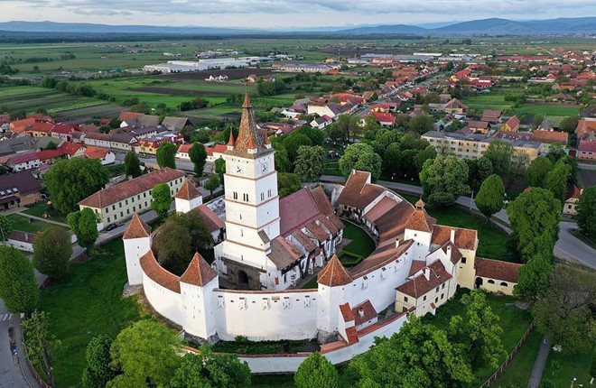 Ky thu vung dat ba tuoc ma ca rong nhin tu tren cao-Hinh-2