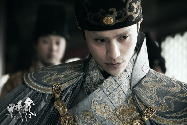 Do làm công việc hầu hạ hoàng đế cùng các phi tần, mỹ nữ trong hậu cung nên hoạn quan luôn đối mặt với nguy hiểm cận kề đến tính mạng.