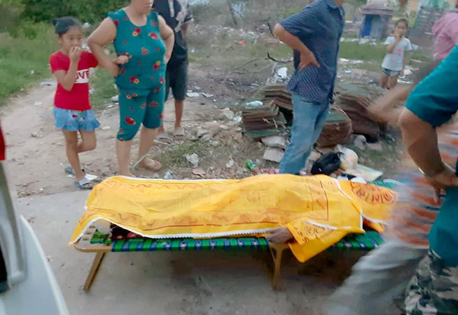 Lat ghe tren vinh Van Phong, 3 nguoi chet: Ghe danh ca, khong co ao phao