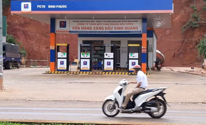 Xang gia cua Trinh Suong duoc ban ra den cac tinh phia Bac