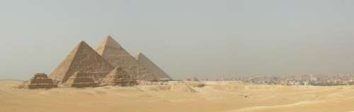 Một lý do khác khiến người ta nghi ngờ đại kim tự tháp Giza có liên quan đến người ngoài hành tinh là việc kiến trúc này có thể là cỗ máy năng lượng khổng lồ.