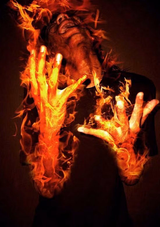 Căn phòng bác sĩ John ở không hề có bất cứ dấu vết nào của một vụ hỏa hoạn. Điều này khiến các nhà điều tra gặp khó khăn trong phá án.