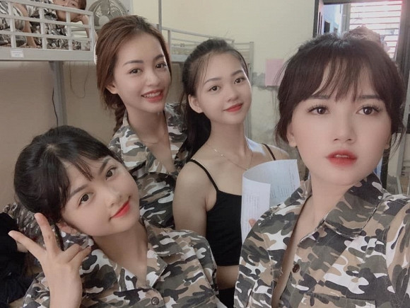 Nhin ban cua Bao Han 