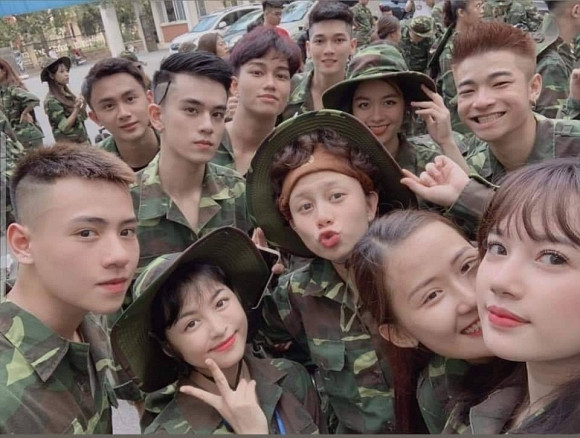 Nhin ban cua Bao Han 