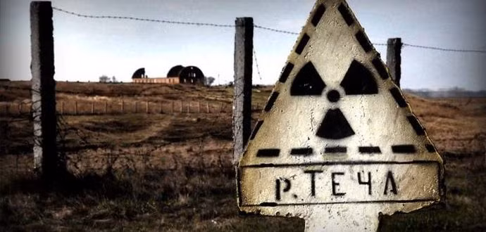 Khi cơ sở hạt nhân Mayak đi vào hoạt động, chất thải phóng xạ rò rỉ xuống dòng sông Techa.