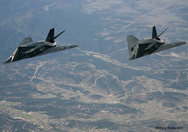 Phần lớn những mảnh vỡ còn lại của máy bay F-117 bị bắn Nam Tư bắn hạ hiện được trưng bày tại Bảo tàng Hàng không ở sân bay Nikola Tesla, Thủ đô Belgrade.