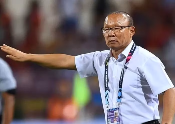 Gia han hop dong cua HLV Park Hang-seo: Chu tich VFF bat ngo len tieng