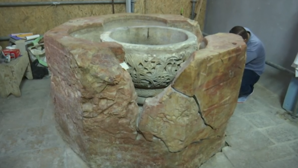 Sự việc này không được đề cập đến trong bấy cứ cuốn sách hay tài liệu nào của nhà thờ.