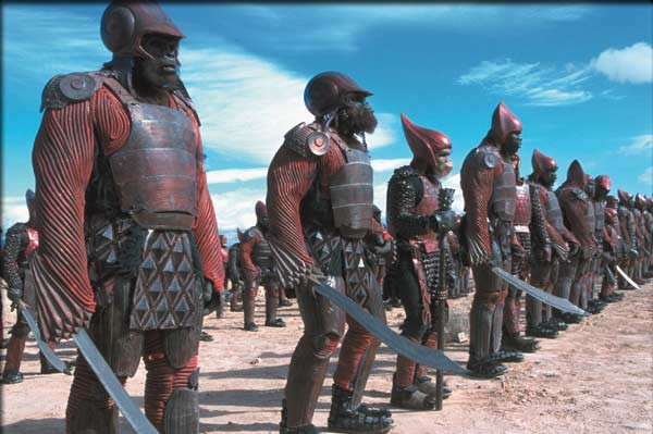 Sau khi chọn ra 3 con tinh tinh cái khỏe mạnh, nhóm của Ivanow dùng tinh trùng người để thụ tinh nhân tạo cho con vật trên. Thế nhưng, không có con tinh tinh cái nào mang thai.