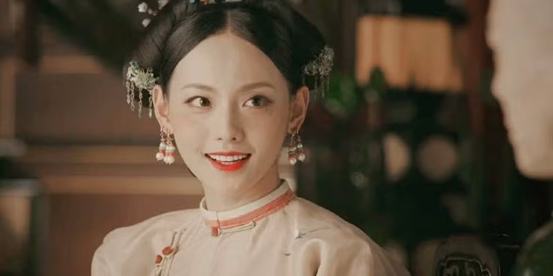 Các chuyên gia cho biết di hài Hương Phi gần như không phân hủy sau hàng trăm năm. Dung nhan xinh đẹp của Hương Phi vẫn không bị thời gian xóa mờ.