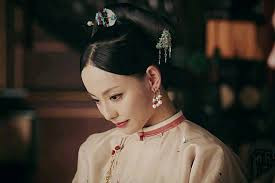 Trái với giai thoại trên, các chuyên gia đã khai quật được mộ cổ chứa di hài Hương Phi tại Nãng Sơn, tỉnh An Huy.