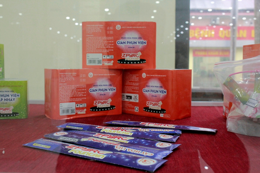 Các sản phẩm pháo hoa đã được phân phối tại hơn 400 cửa hàng của Nhà máy Z121, với giá bán đúng giá niêm yết, sẵn sàng phục vụ nhu cầu người dân dịp Tết Nguyên đán 2024.