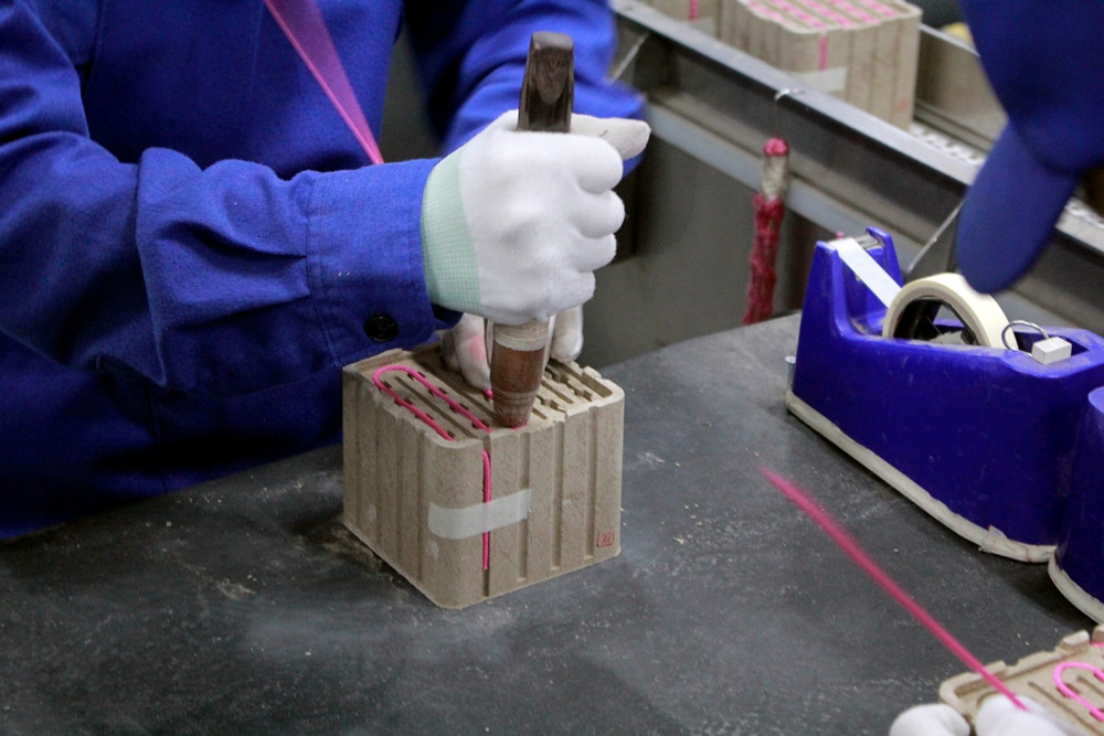 Các sản phẩm pháo hoa mới, cung ứng ra thị trường năm nay đều có hiệu ứng về âm thanh, ánh sáng, màu sắc đẹp, rõ nét hơn, với chiều cao tầm bắn của sản phẩm cũng được cải tiến, lượng khói giảm hơn so với các mẫu trước đó.