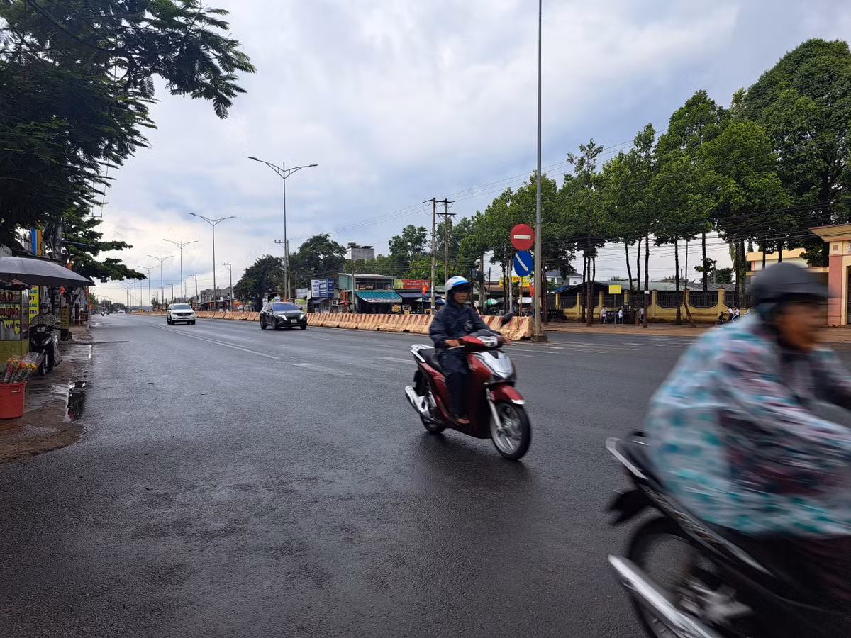 Nhieu tinh o Dong Nam Bo da co mua ‘vang giai nhiet