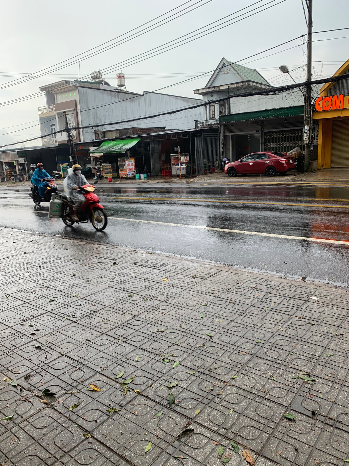 Nhiều tỉnh ở Đông Nam Bộ đã có mưa ‘vang giải nhiệt - Hình 4 Nhieu tinh o Dong Nam Bo da co mua ‘vang giai nhiet-Hinh-4
