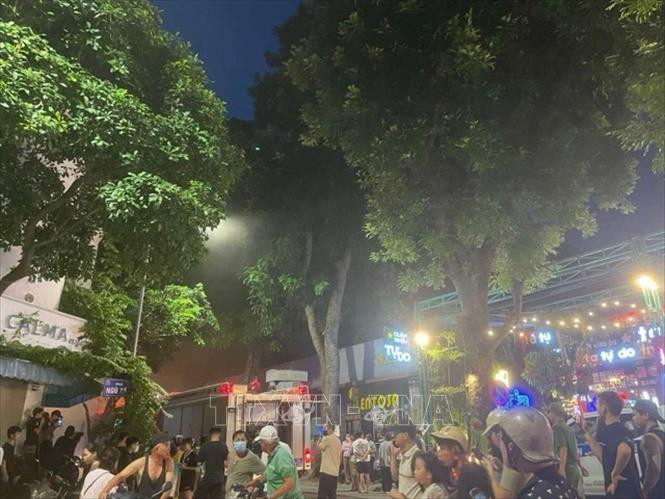 Nguyên nhân vụ cháy đang được cơ quan chức năng điều tra làm rõ.