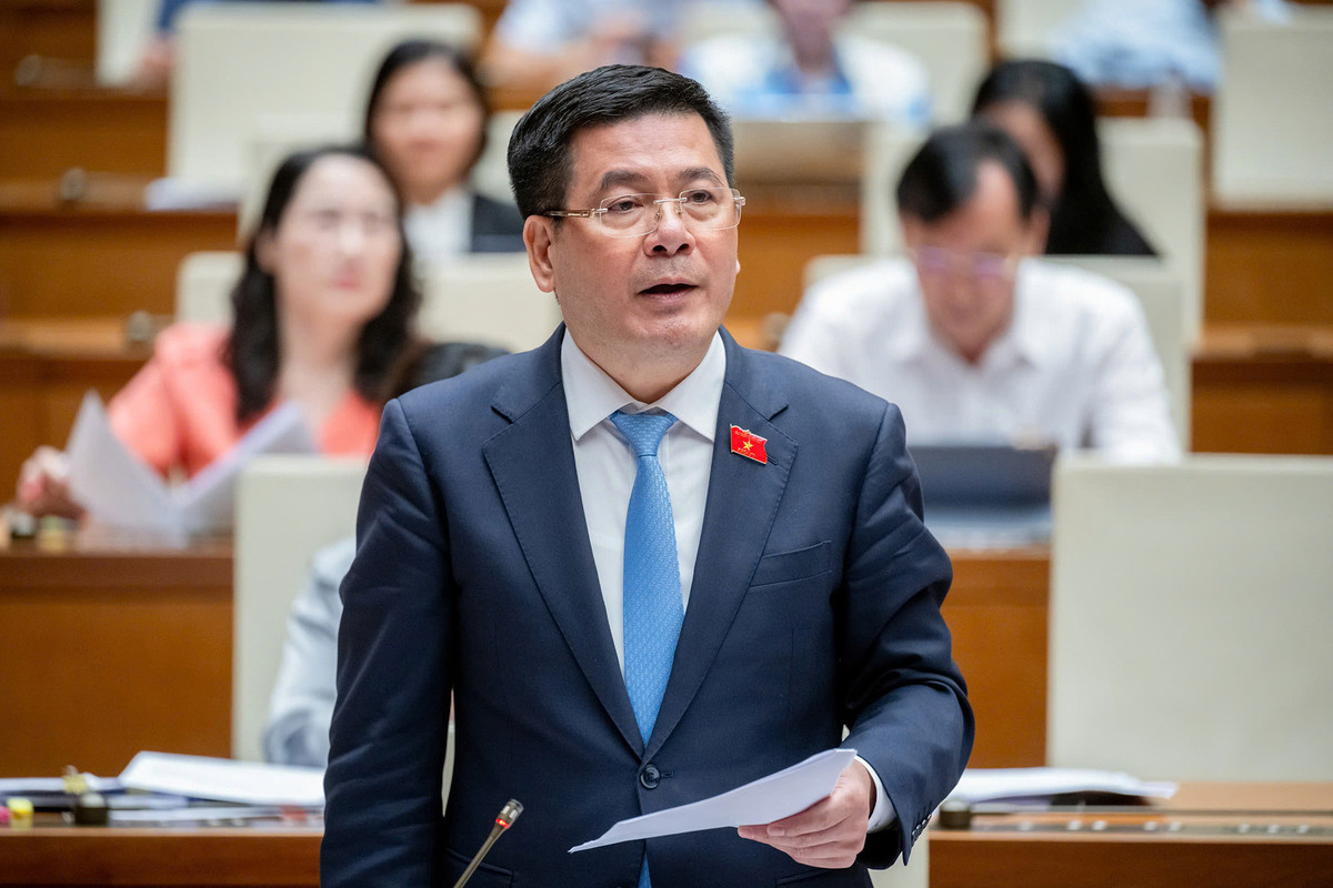 ĐBQH: Điều hành giá điện nhiều bất cập gây thua lỗ cho ngành điện? DBQH: Dieu hanh gia dien nhieu bat cap gay thua lo cho nganh dien?