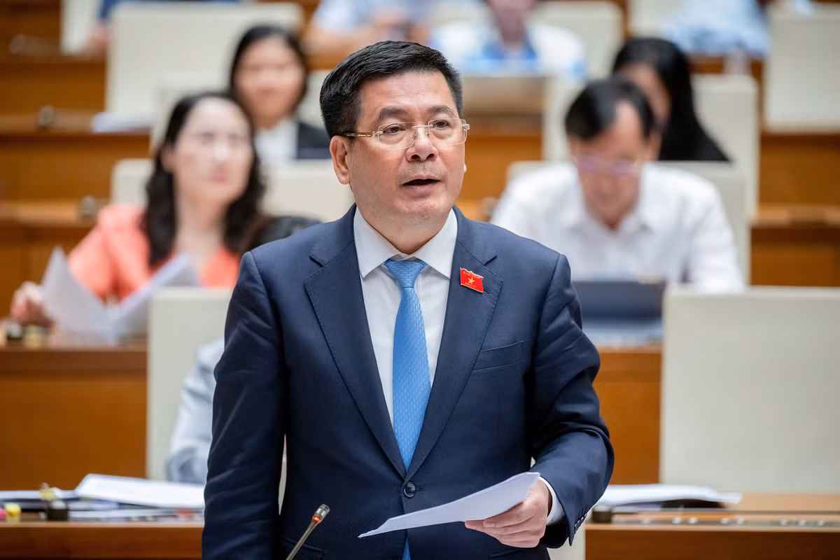 ĐBQH: Điều hành giá điện nhiều bất cập gây thua lỗ cho ngành điện? DBQH: Dieu hanh gia dien nhieu bat cap gay thua lo cho nganh dien?