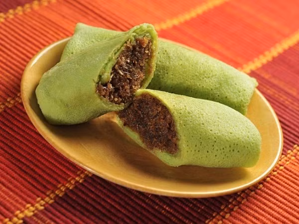 Kuih là một dòng bánh ngọt rất phổ biến ở Đông Nam Á, với những biến thể vô cùng độc đáo ở nhiều nước như Malaysia, Indonesia hay Singapore.