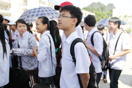 Bo GD&DT chinh thuc cong bo diem chuan du kien 126 truong DH, CD