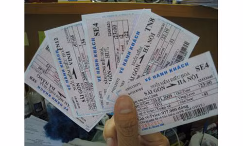 Gia ve tau sap co dot giam soc