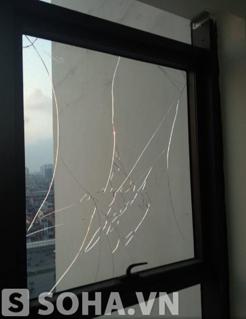 Cu dan keu troi vi chung cu Golden Land hu hong dang so-Hinh-8