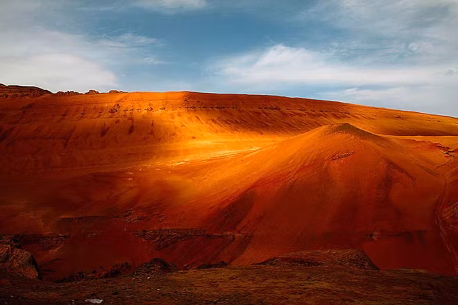 Dãy núi Flaming chính là Hỏa Diệm Sơn, cái tên được lấy làm cảm hứng cho một địa danh trong cuốn tiểu thuyết Tây Du Ký.