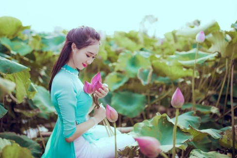 Diệu Linh hiện đang học khoa Báo chí, Đại học Văn hóa Nghệ thuật Quân đội.