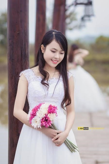  Nữ phóng viên tương lai thích đi du lịch khắp nơi để tìm hiểu văn hóa mỗi vùng miền, dân tộc và khám phá điều mới mẻ trong cuộc sống. Cô quan niệm: "Điều chúng ta biết chỉ như một giọt nước trong đại dương bao la, nên luôn phải khiêm tốn và học hỏi”.