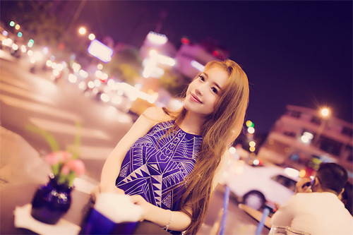 Và những gì thuộc về sự riêng tư, Elly muốn giữ bí mật cho cá nhân mình. Hiện tại, Elly rất hài lòng về cuộc sống của mình.